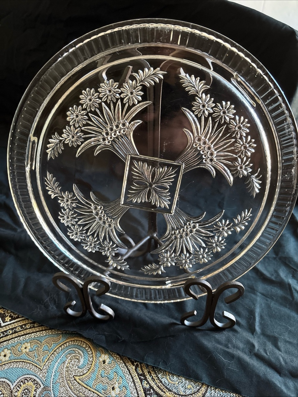 Vintage 1930s Indiana Glass Line 731 Flower Basket cake plate platter